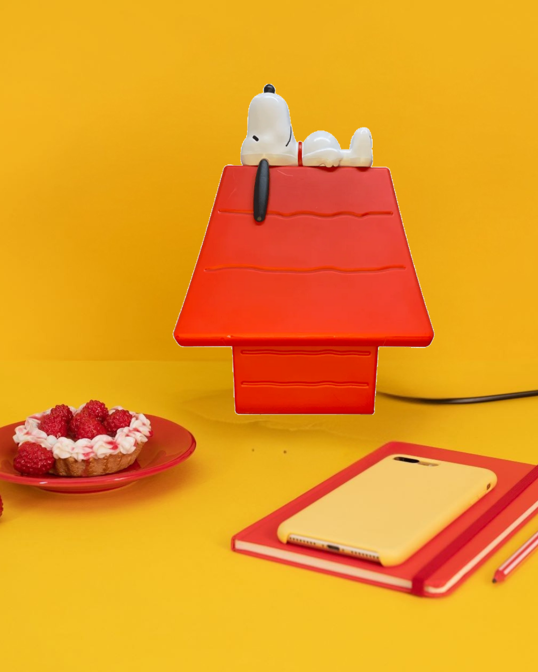 Luminária Infantil 3d Decorativa Snoopy Casinha Vermelha